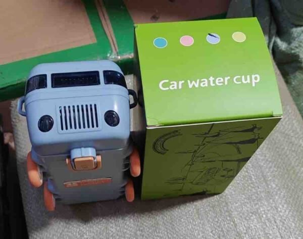 Bus sipper bottles(car water cup)