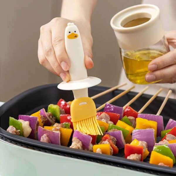 2 in 1 silicon duck oil brush - Image 6